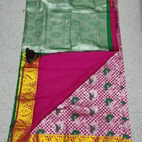 Rose pallu and green colour outline kanjivaram saree